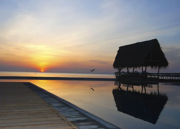 Maalu Maalu Resort & Spa - Thema Collection