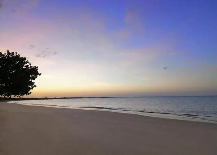 Giman Free Beach Resort Pasikuda